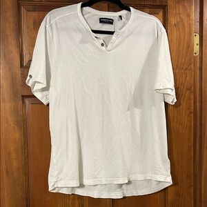 Kenneth Cole White Short-Sleeve Henley Tee, XL